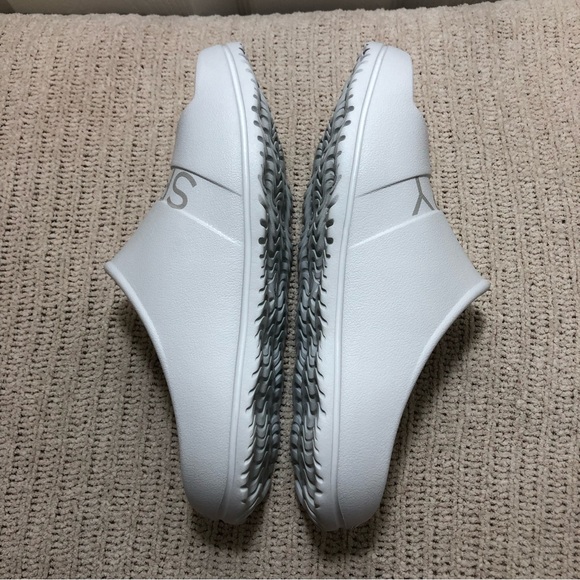 Sperry Float Slide Logo White Sandals Women's 6 Men’s 4 - Picture 6 of 9